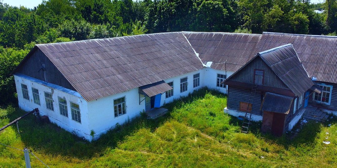 ЕЩЁ ВЧЕРА ТУТ КИПЕЛА ЖИЗНЬ! НЕДАВНО ЗАБРОШЕННАЯ ДЕРЕВЕНСКАЯ ШКОЛА В РЯЗАНСКОЙ ГЛУБИНКЕ