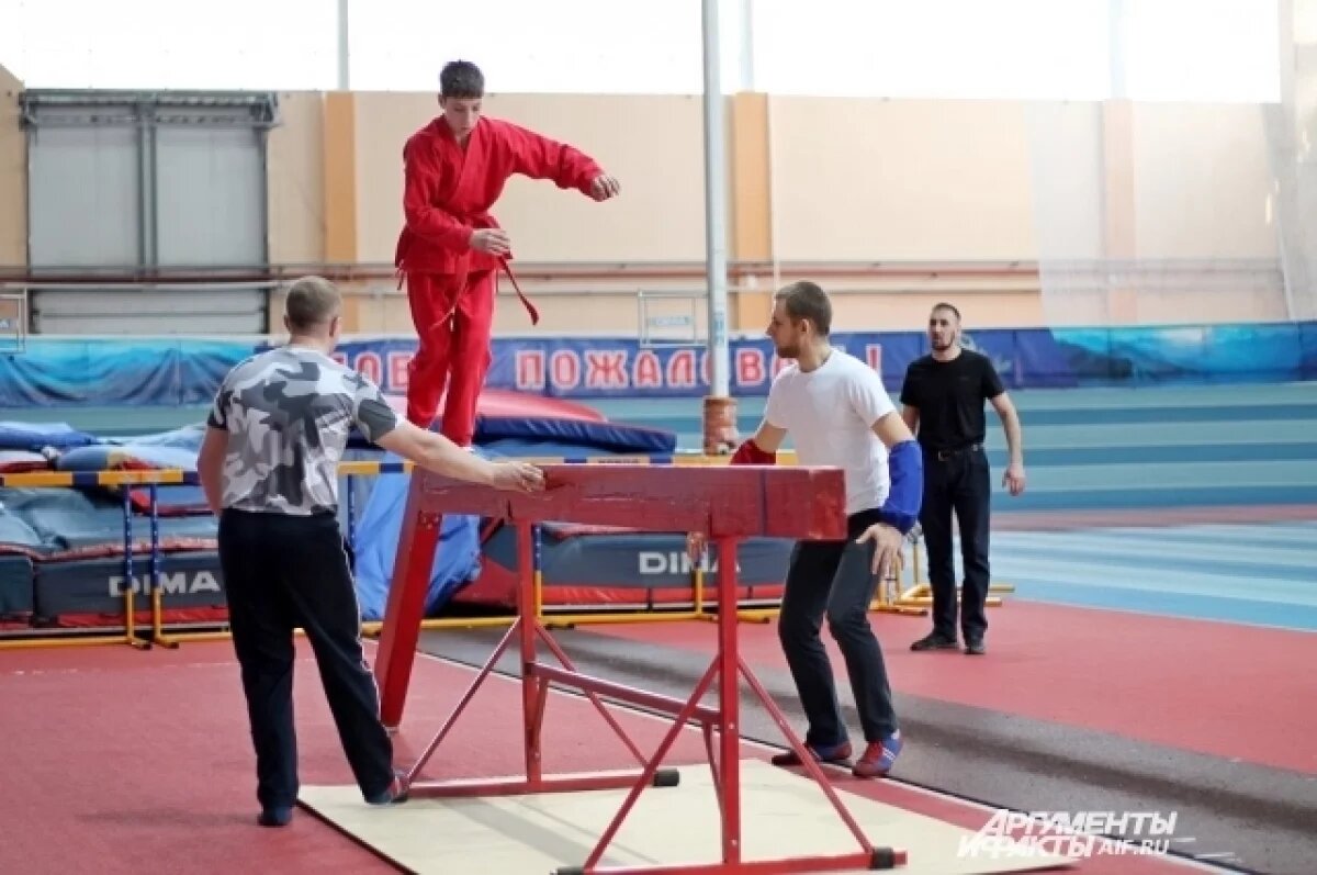    К саратовцам на турнир «Защитник» приедут легенды российского бокса