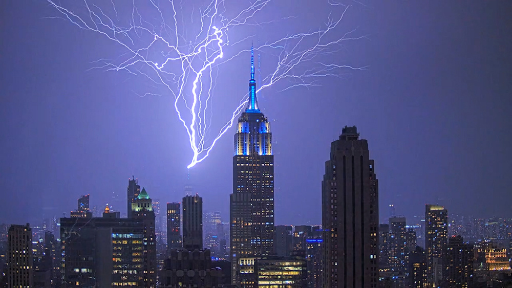    © АО "ТВ Центр"