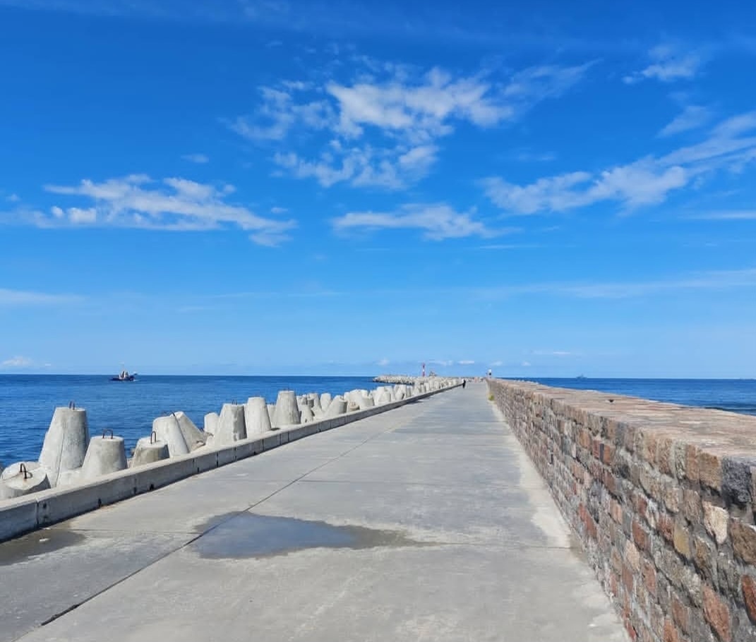 Манящая перспектива в качестве заглавного фото тут будет в самый раз.