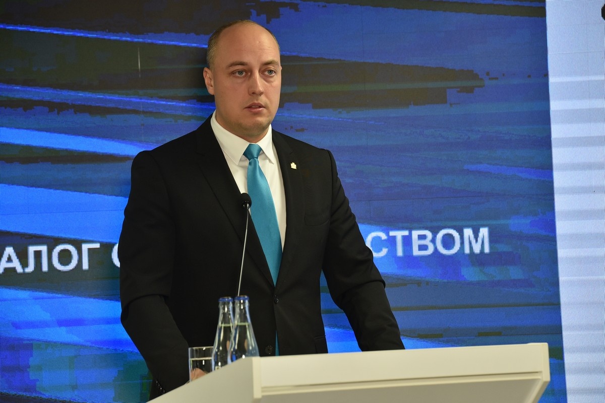    Артём Бранов, Фото с сайта правительства Рязанской области