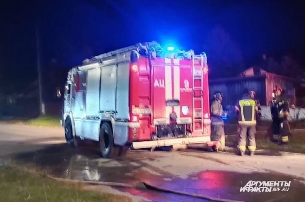    В Перми мальчик на руках вынес младшего брата из горящего дома