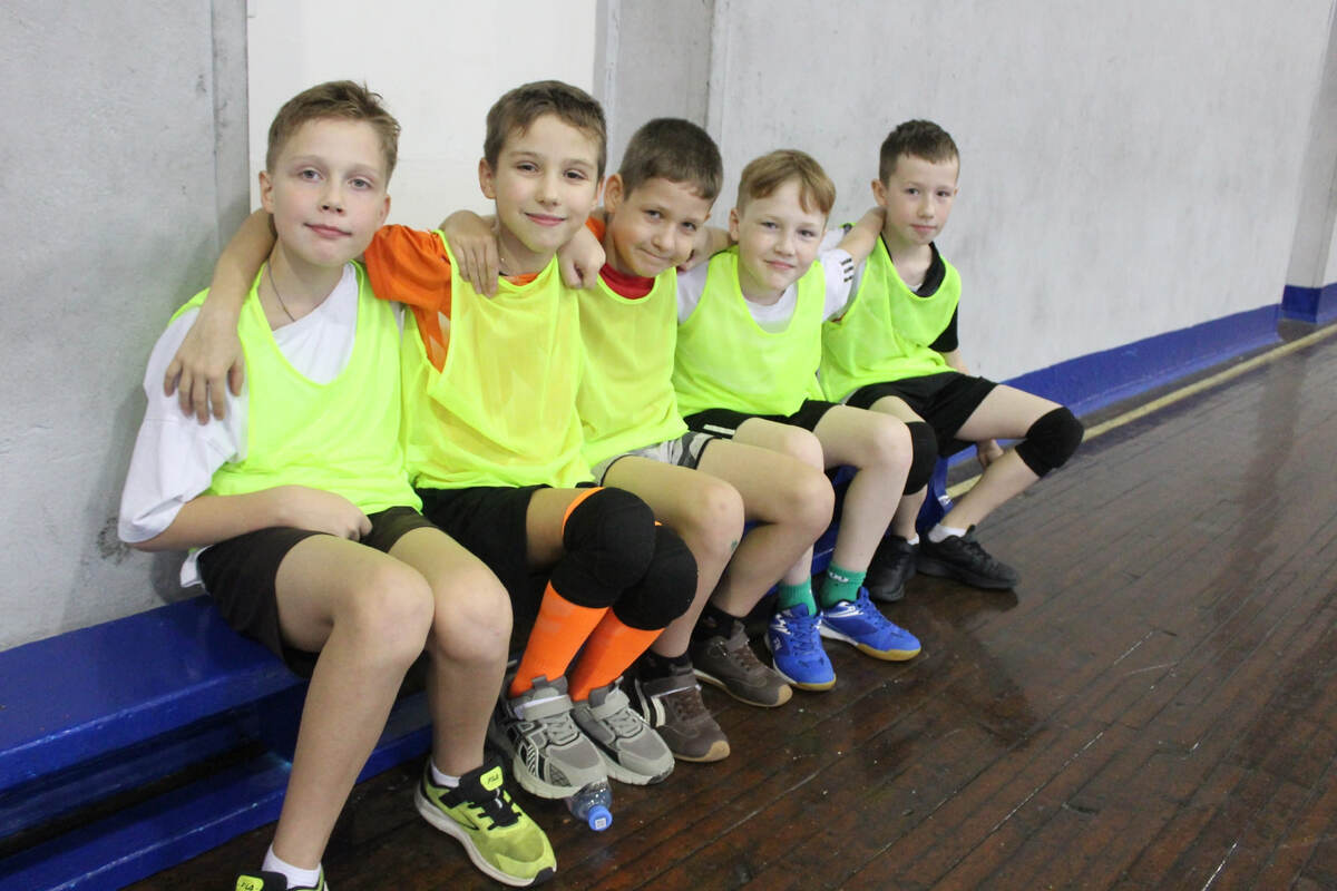    "Отправить команду на соревнования гораздо дороже, чем организовать их здесь"