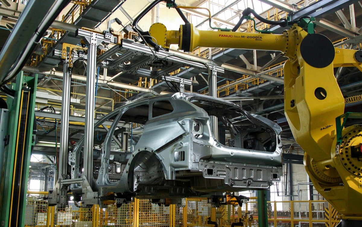    Продажу изготавливаемых в Ижевске автомобилей Lada Largus приостановят