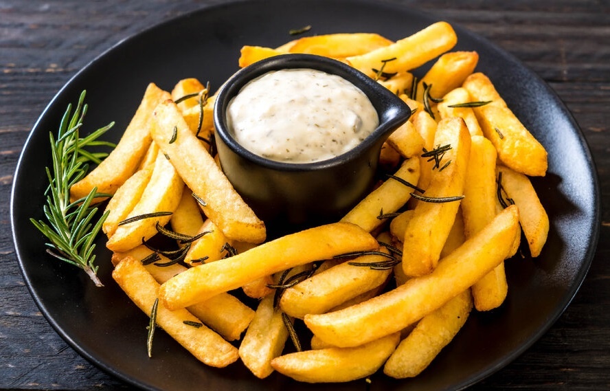 Белый соус для запеченого картофеля