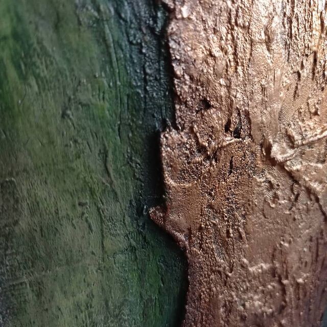 Акрил на дереве. Тихий человек в творчестве.