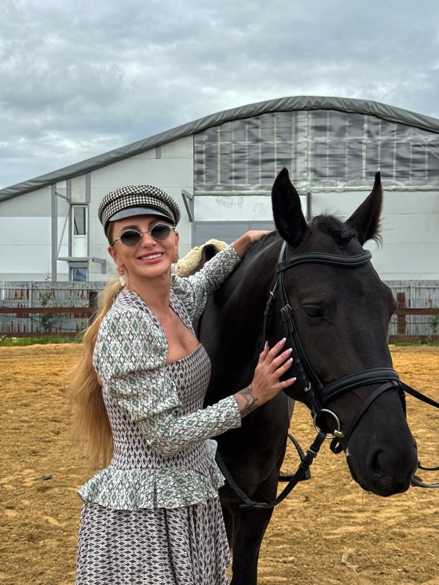    Анна Асти. Источник: @asti*