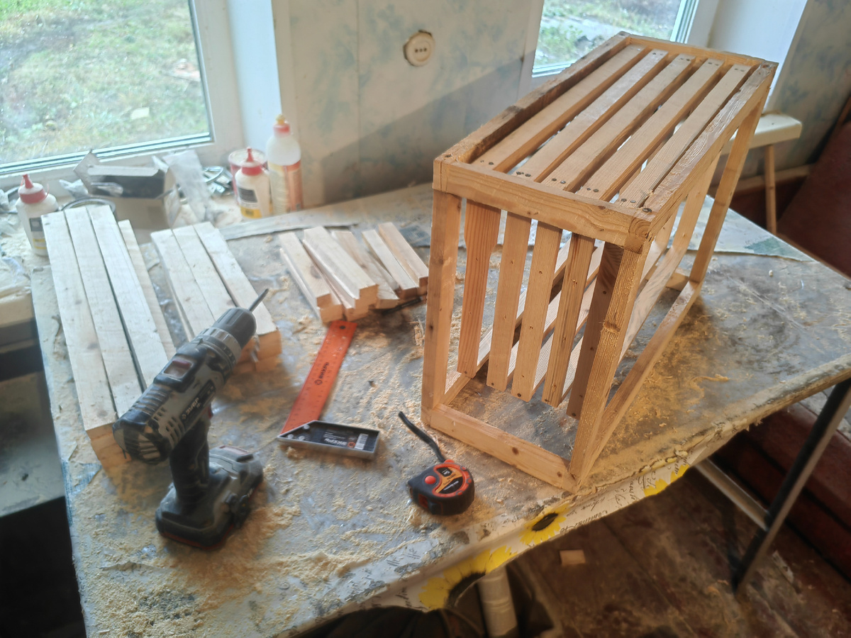 Вот так, не хитро мастерю ловушки на 5 рамок