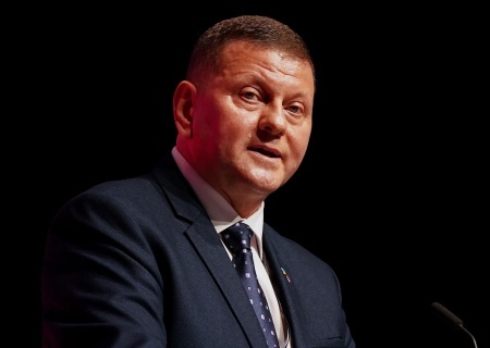    Залужный выступил против капитуляции Украины под видом мирных договорённостей и намерен «наказать Москву»