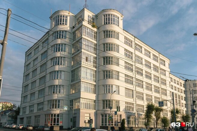 Дом промышленности. Фото не мое, потому за качество прошу не корить. Взято из открытых источников в информационных целях.