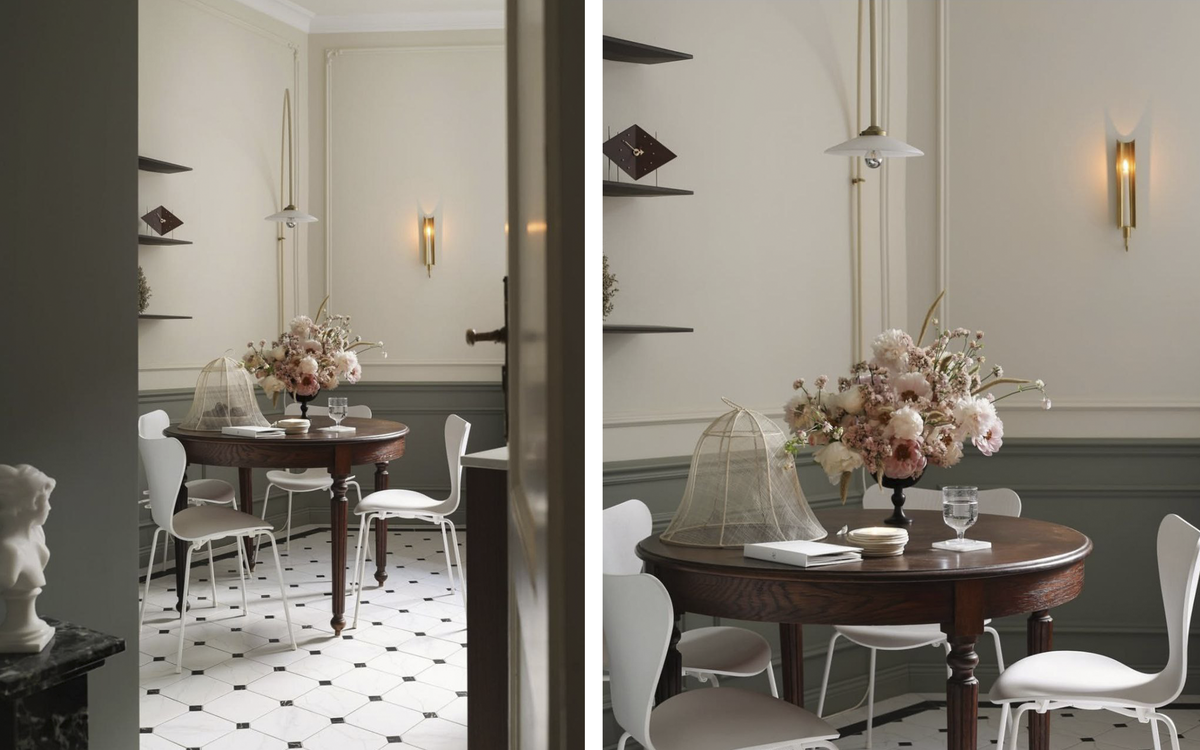 Винтажный стол в цвете тёмный орех.