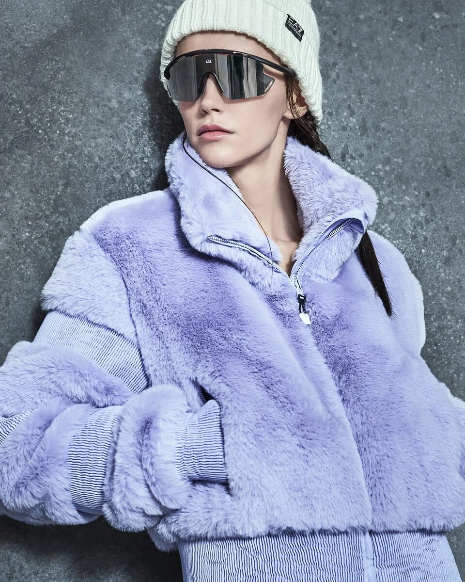 EA7 Emporio Armani новая женская коллекция осень-зима