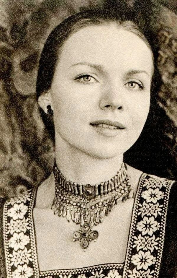 Фото: Валентина Теличкина в молодости 