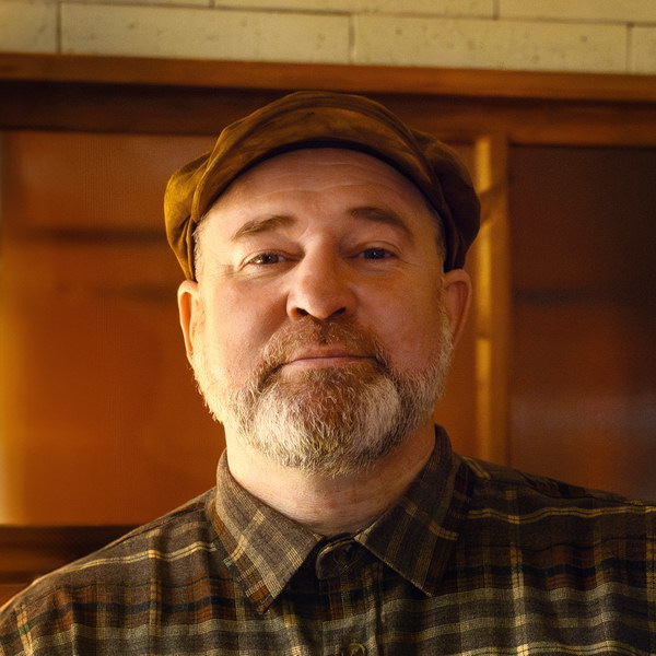     Алексей Розин и Павел Майков снялись в комедийной саге «Гудовы»