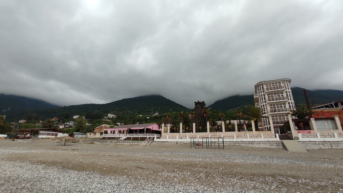 Где-то заметили рост турпотока в Абхазию. Фото: Кирилл Полиенко/Polienko: путешествуем вдвоём