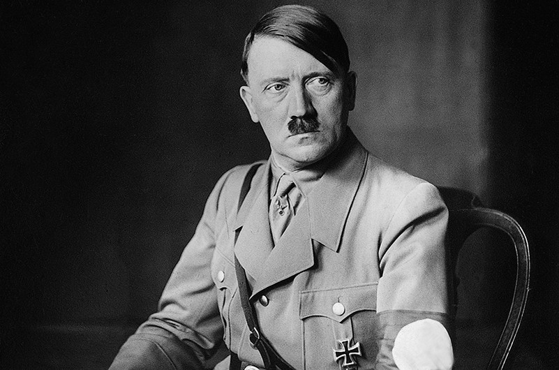 Адольф Гитлер