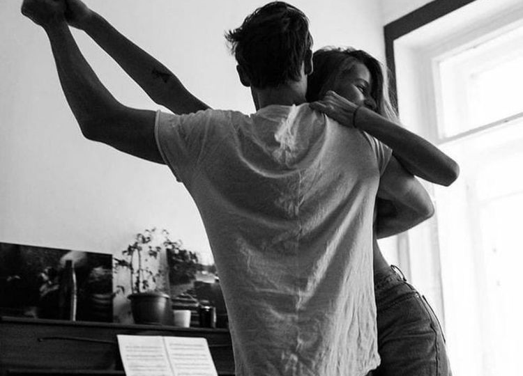 Не идеальная, а настоящая: как выглядит любовь, которая выдерживает всё