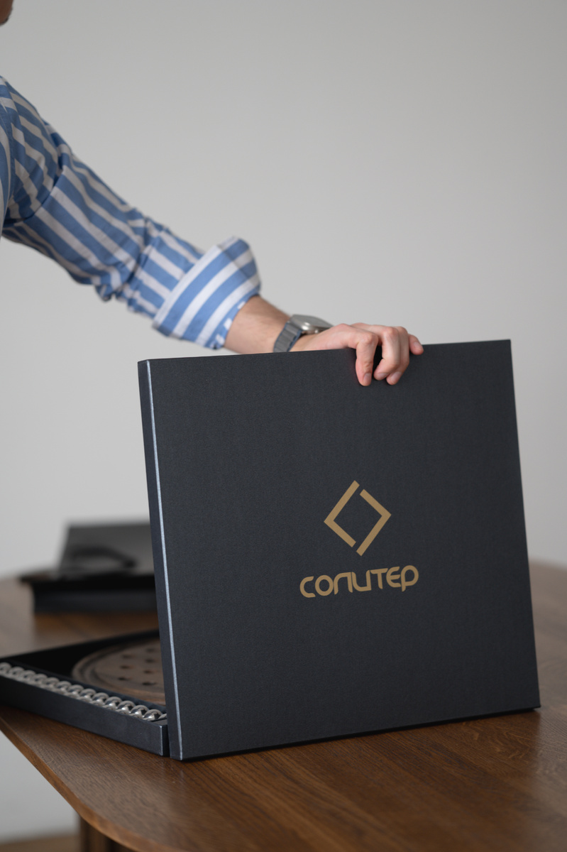 Настольная игра головоломка Солитер "Темный рыцарь"