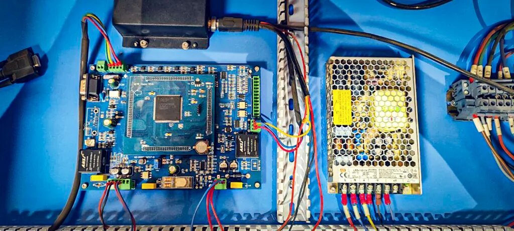Контроллер без определенного бренда (до модернизации)