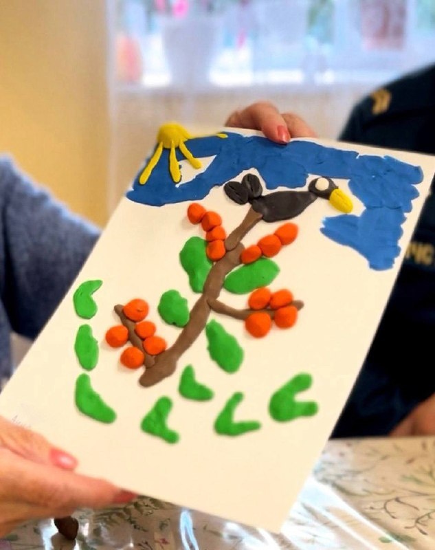 Работы наших бабушек, послужившие основой для создания макетов открыток