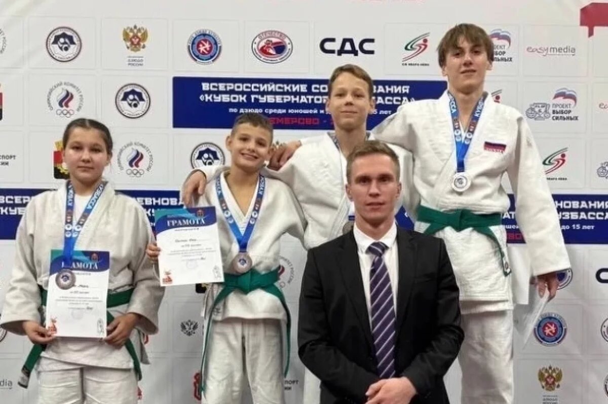    Томские дзюдоисты завоевали четыре медали на всероссийских соревнованиях