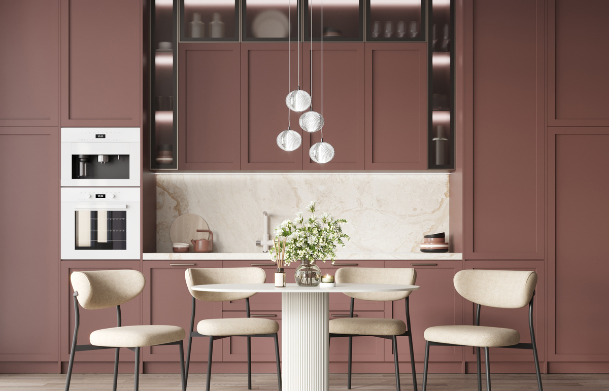 Подвесной светильник над столом в интерьере кухни