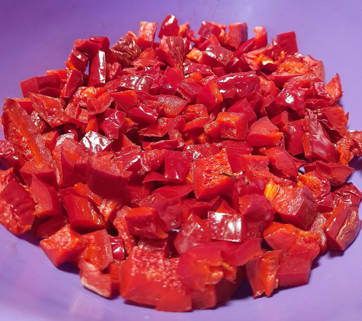 Это на самом деле мелкие кубики, не более 1 см.