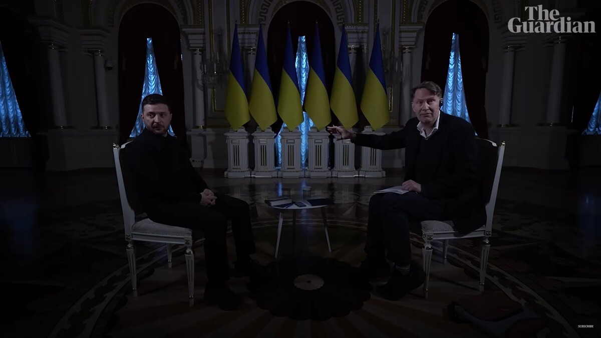    Кадр видео канала Guardian News/www.youtube.com/watch?v=ZyHvrjHnVIg