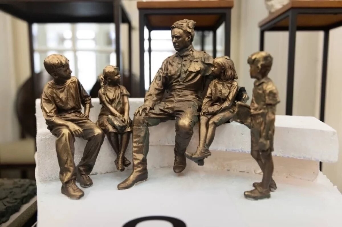    Аркадий Гайдар и тимуровцы обретут свое место в Курске в виде памятника