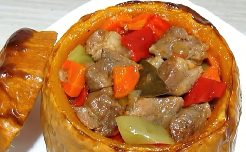 Готовим замечательное рагу в тыкве: красивый семейный ужин со вкусом осени