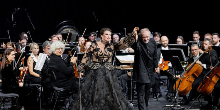    МЕДИАДОМ СИРИУС