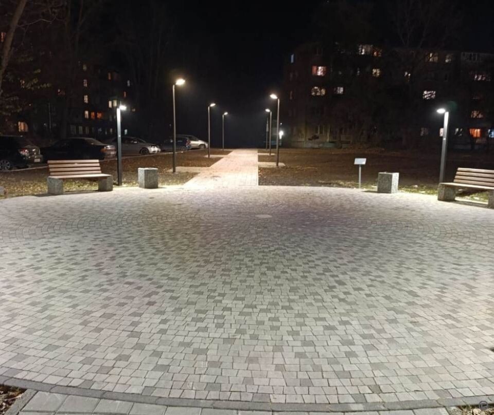    Сквер по ул. Антона Петрова, 200. Источник: barnaul.org