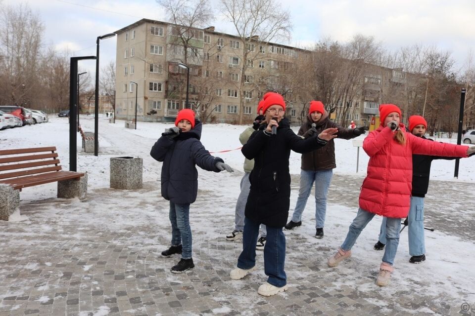    Открытие сквера по ул. Антона Петрова. Источник: barnaul.org