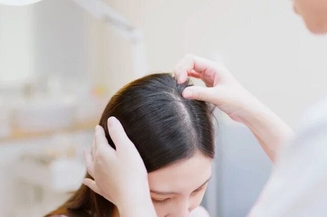    Что означают прыщи на голове?