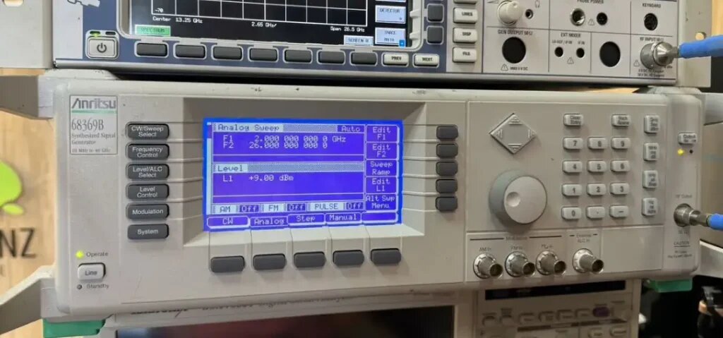 Генератор Anritsu 68369B (40 GHz)