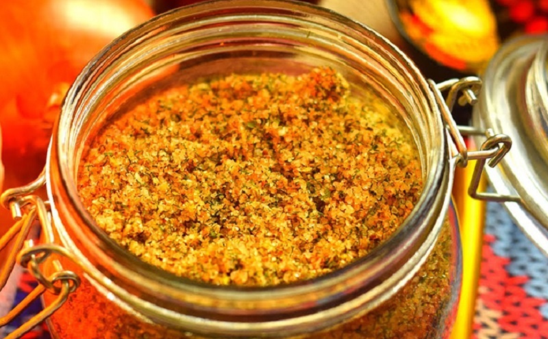 Адыгейская соль: секретная специя для гурманов и простых ужинов  