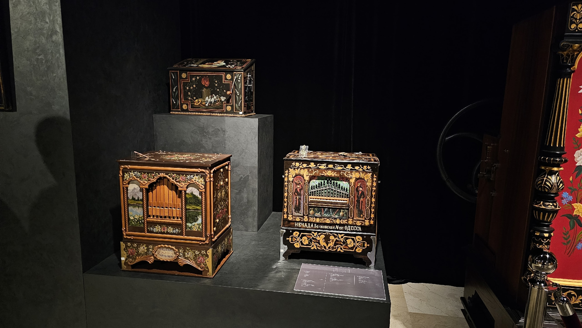 фото автора. Выглядят шарманки и правда здорово