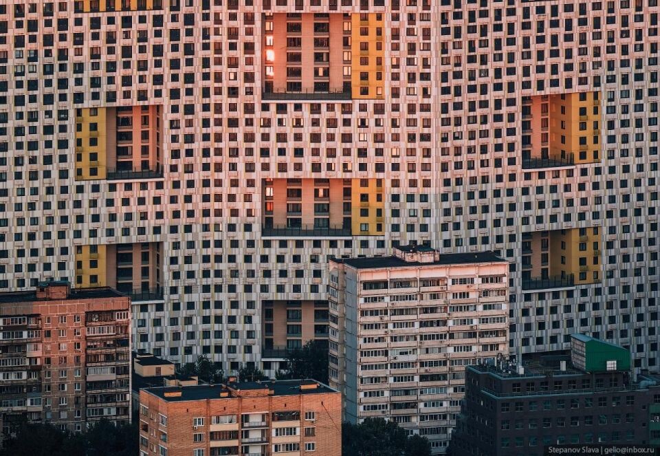    "Старая" и "новая" Москва. Источник: t.me/slavastepanov