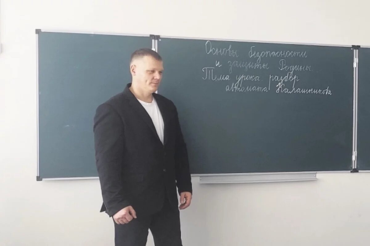    С чувством справедливости.