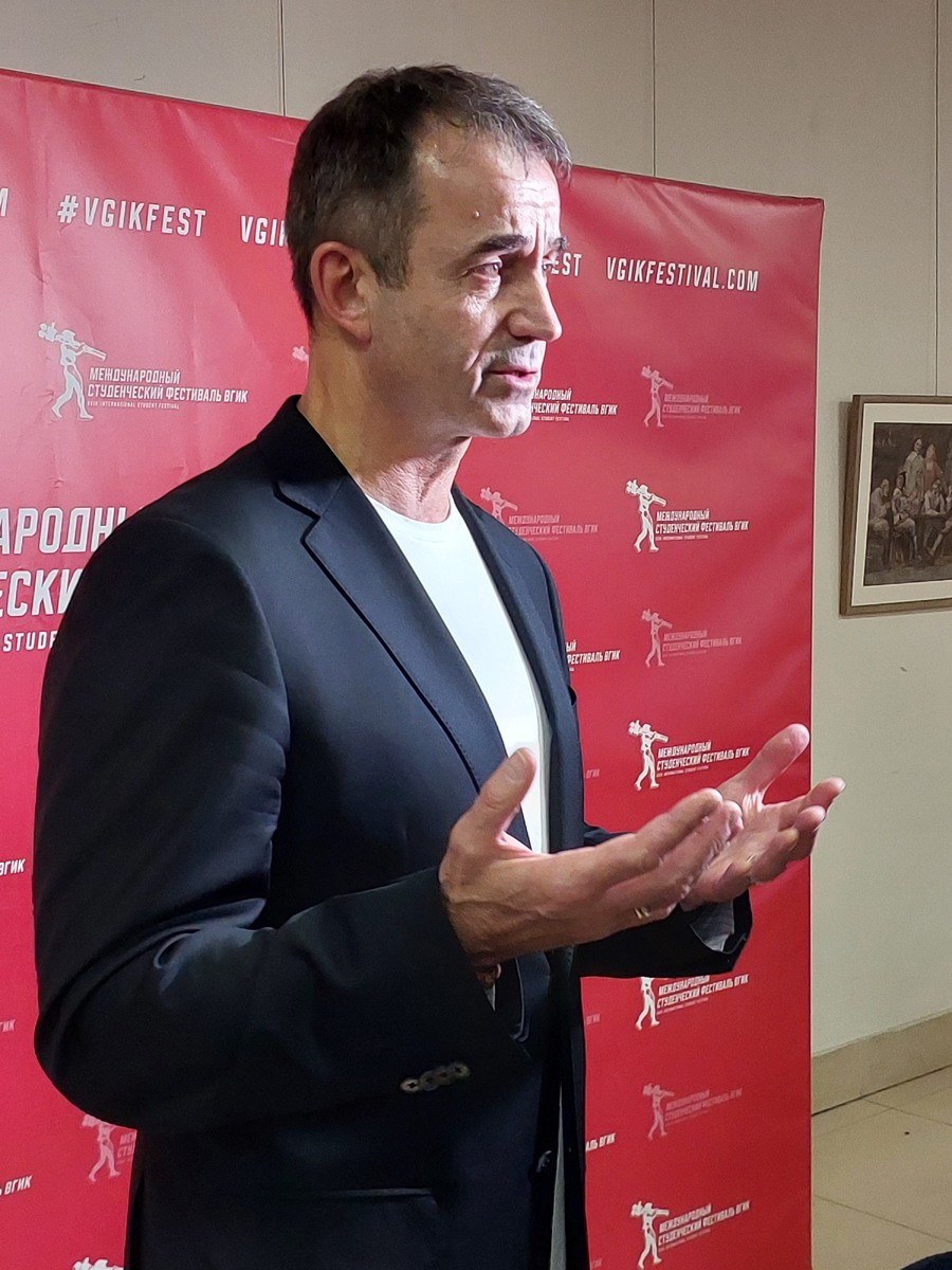 Дмитрий Певцов на 45-ом Международном студенческом фестивале ВГИК. Фото: Полина Кудряшева