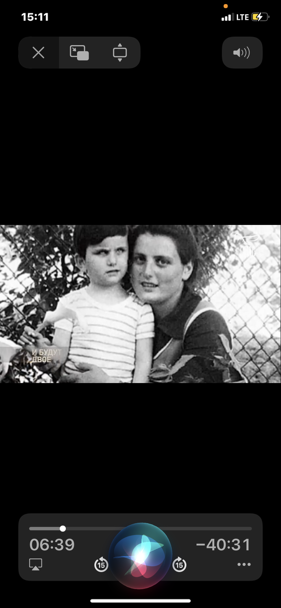 Маленькая Диана с мамой