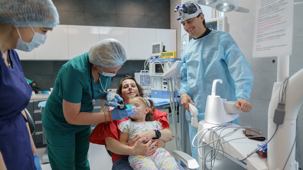 Фотография взята с сайта стоматологии Дмитрович Фэмили https://www.dmitrovich.ru/