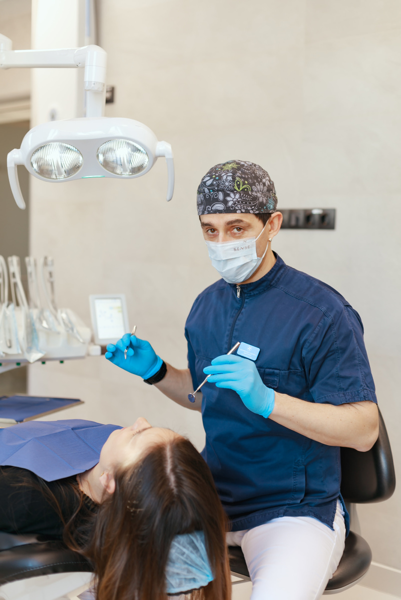 Фотография взята с сайта стоматологии Дмитрович Фэмили https://www.dmitrovich.ru/