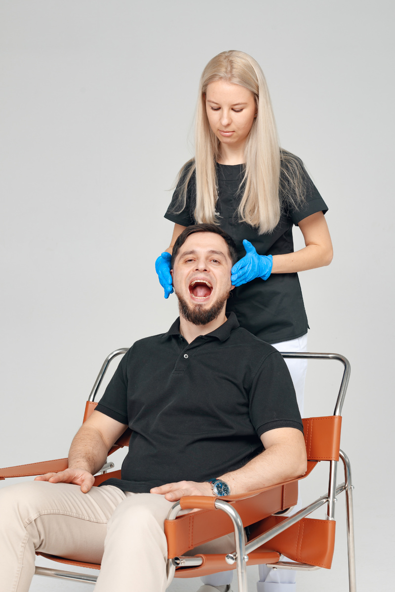 Фотография взята с сайта стоматологии Дмитрович Фэмили https://www.dmitrovich.ru/