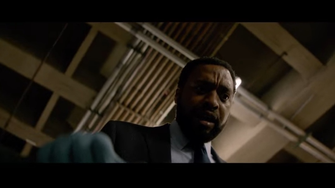 Рэй, сотрудник ФБР - Чиветель Эджиофор