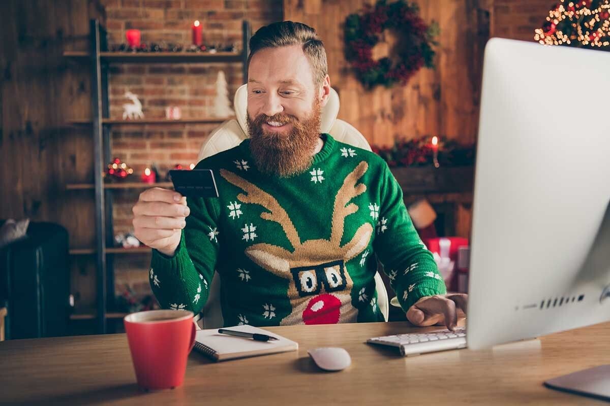 Зарплатные клиенты получают больше привилегий, чем обычные. Источник: Roman Samborskyi / Shutterstock / FOTODOM📷
