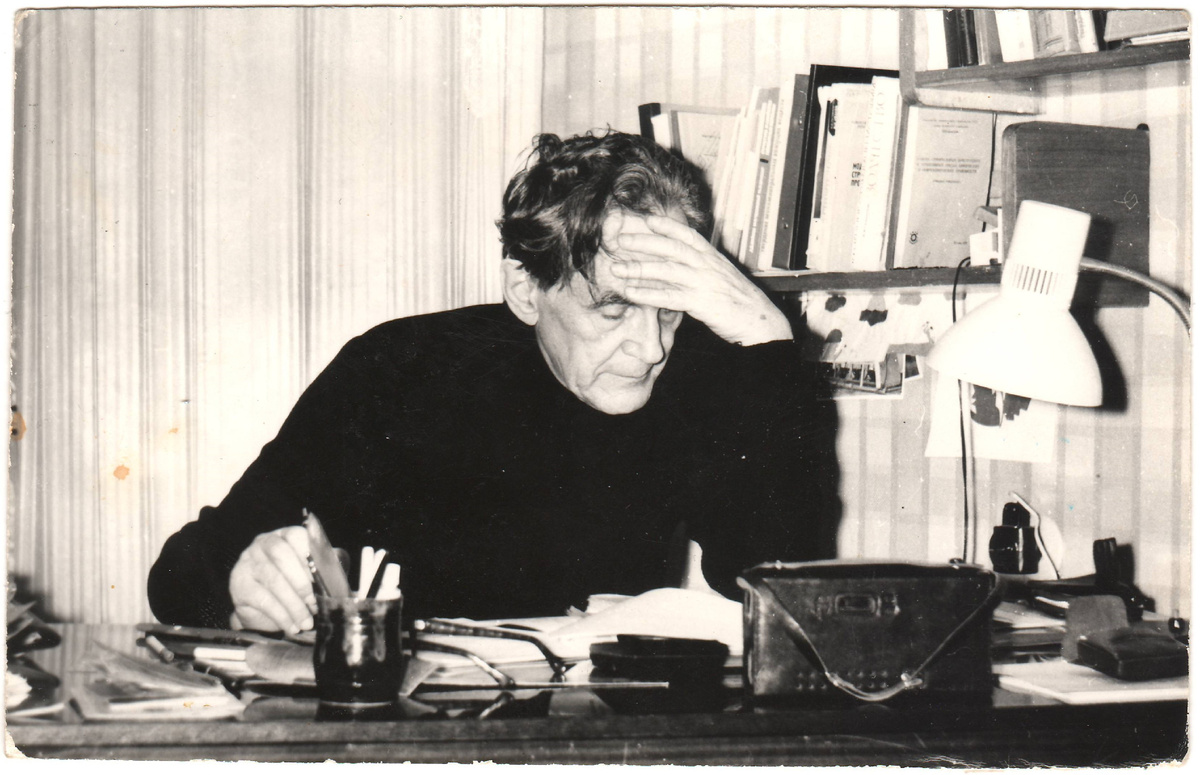 Алексей Филиппович Полак отдавался работе полностью.