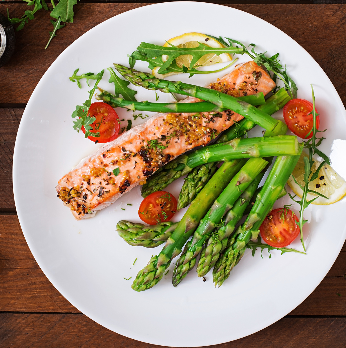 🐟 Лосось на гриле с лимонным соусом и спаржей. Ваиант сервировки