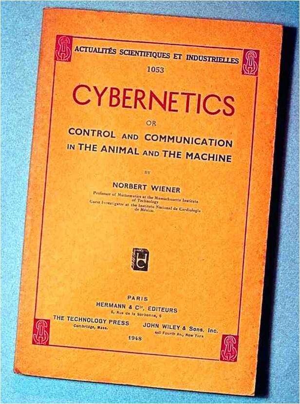 Норберт Винер не просто блестящий математик, но ещё и мыслитель, кто увидел единство в кажущемся хаосе живого и механического миров. 