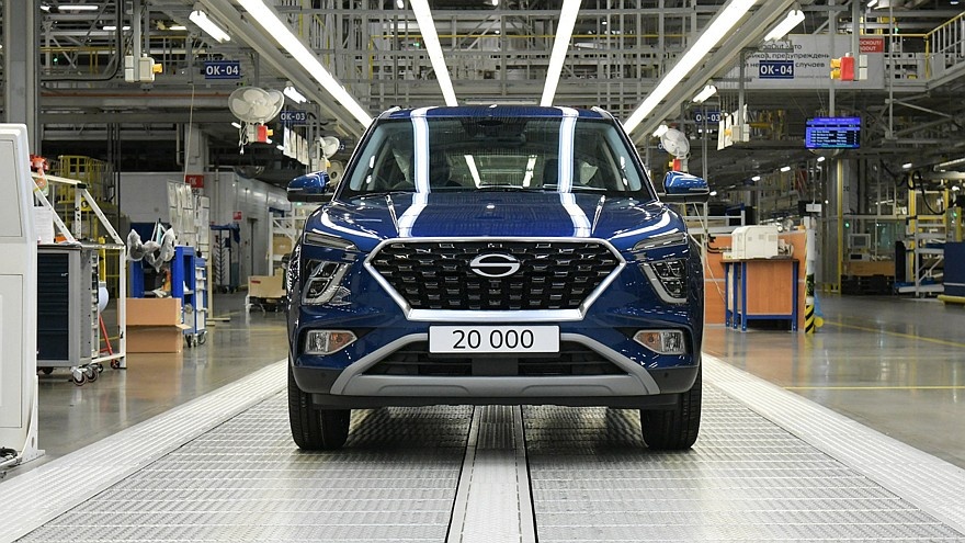    На фото: паркетник Solaris HC